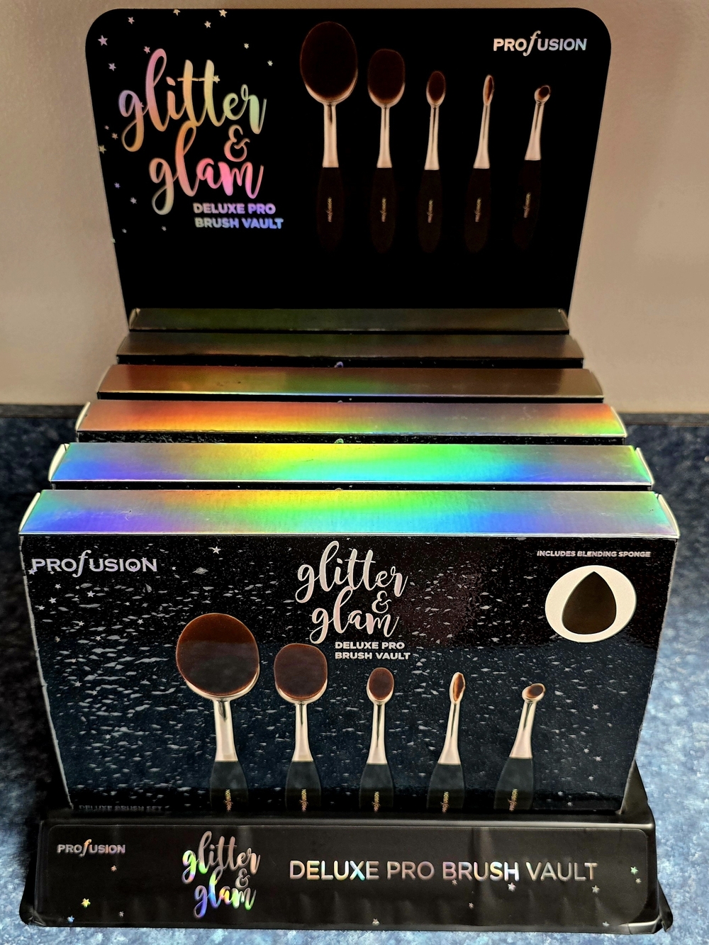 WHOLESALE: Profusion Pro Brush Vault with 6 Sets Glitter & Glam Style Brushes
